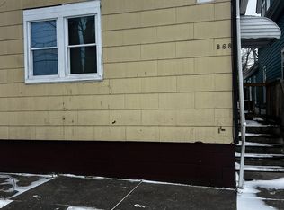 868 E Eagle St, Buffalo, NY 14210