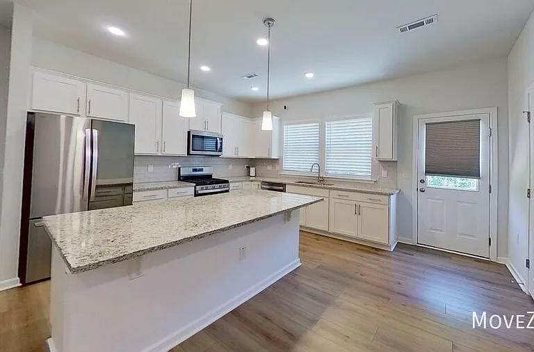 808 Falls Grove Trl — Photo 40