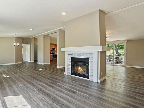 5th image of 4724 King Ln #1753/7