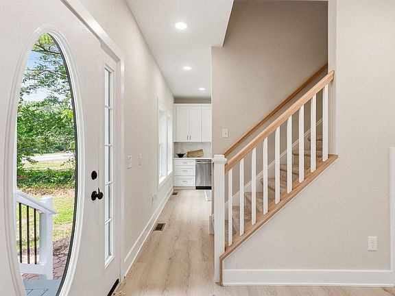 4th image of 1772 North Rte #9