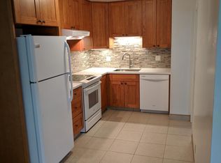 1641 6th Ave #6, Belmont, CA 94002