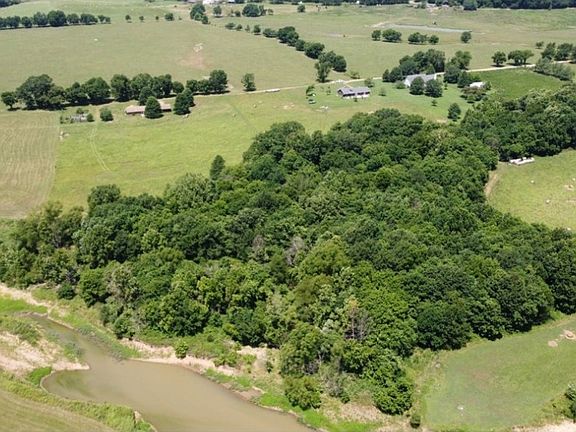 3rd image of Riverdale Rd #5