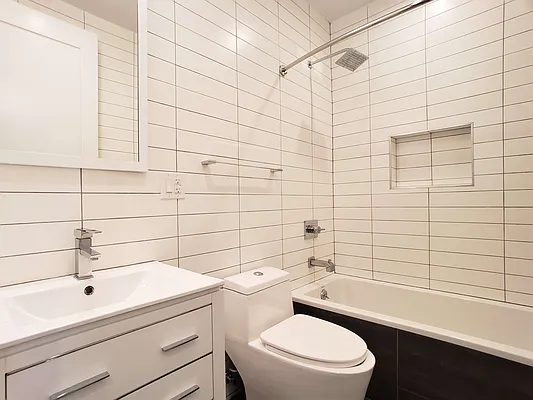 Rented by EXR | media 15