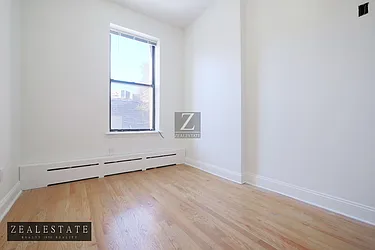 Rented by ZealEstate Group Inc