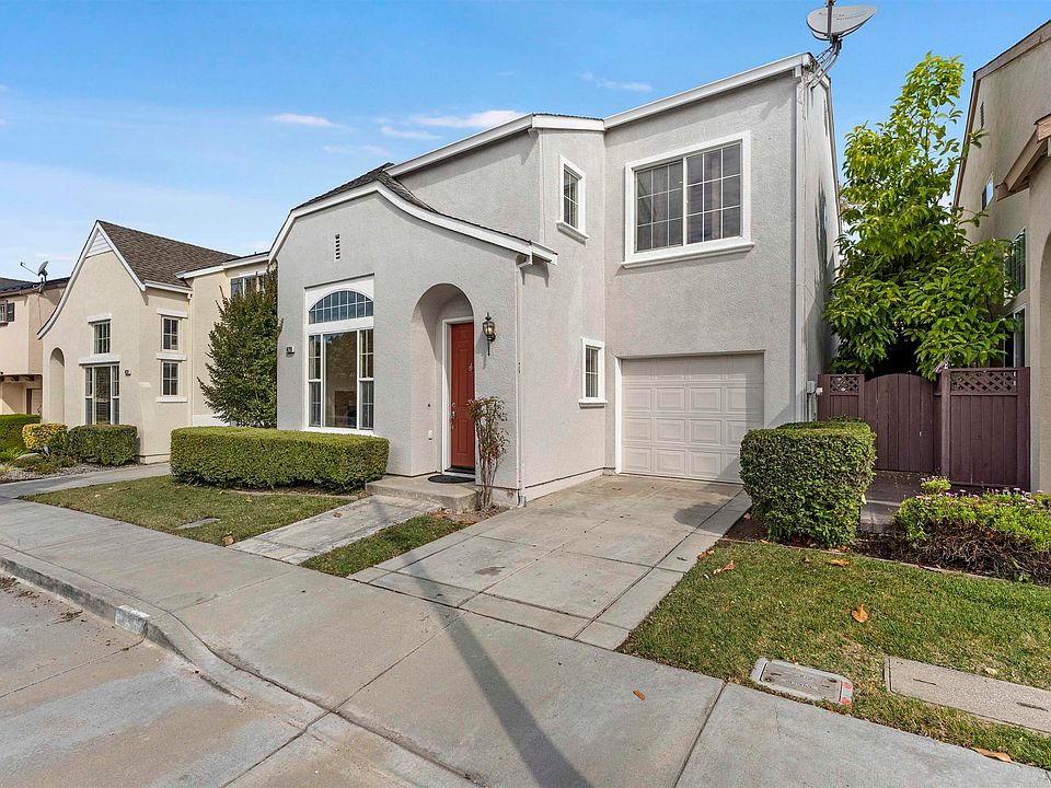 1st image of 429 Birkhaven Pl