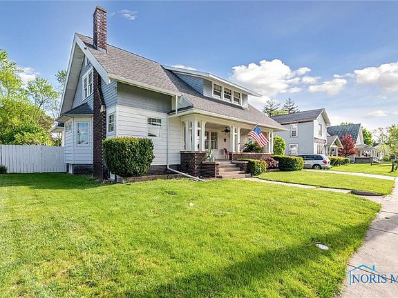 3rd image of 411 Palmwood Ave