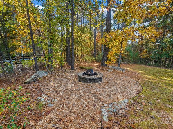 6003 Hawk View Rd, Waxhaw, NC 28173