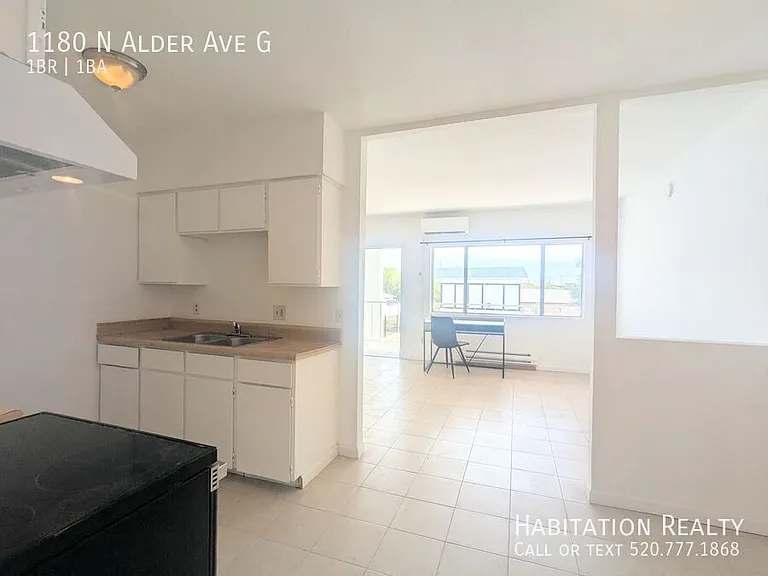 1180 N Alder Ave #G — Photo 3