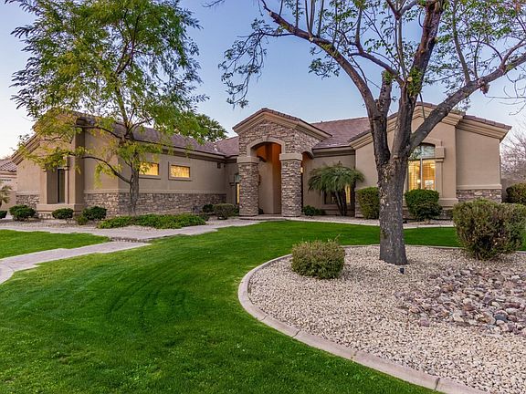 2910 E Bonanza Rd, Gilbert, AZ 85297