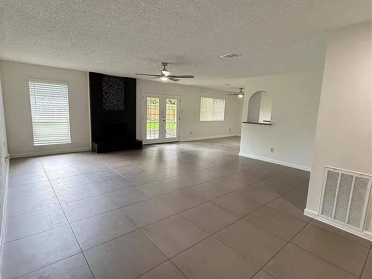 262 Coppersmith Dr — Photo 22