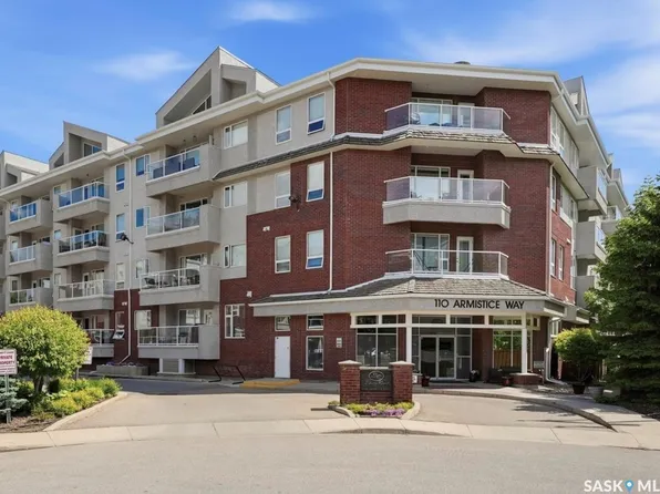 110 Armistice Way #207, Saskatoon, SK S7J 5L8