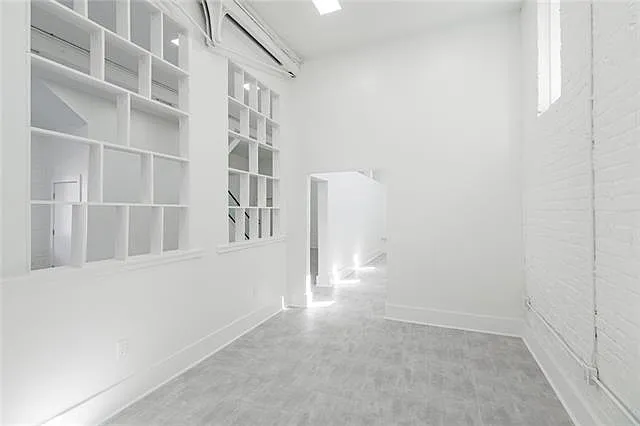 3157 Tchoupitoulas St — Photo 9
