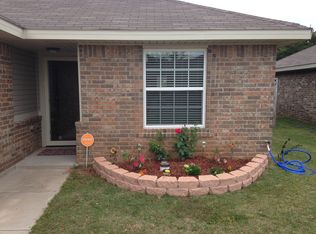 2020 Bradford Cir, Newcastle, OK 73065