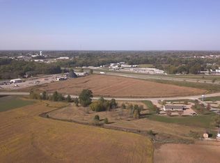 11 Highway 11, Brookfield, MO 64628