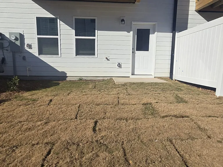 2837 Farmhouse Dr — Photo 31