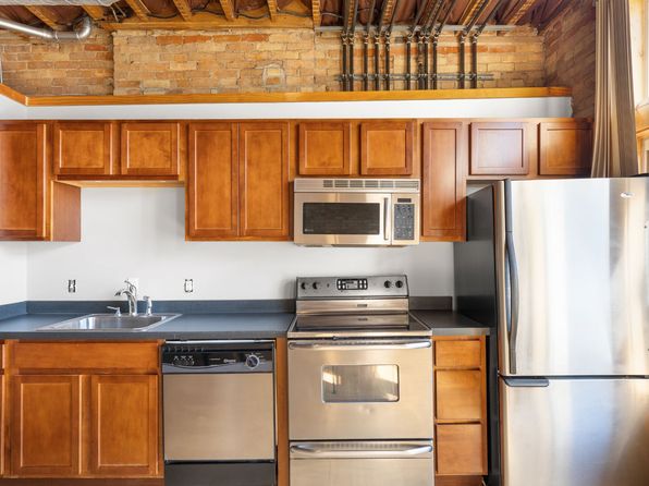 107-111 E Allegan St #2101