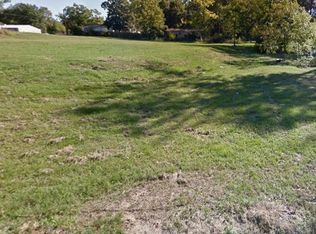 207 S Bradford St, Gilmer, TX 75644