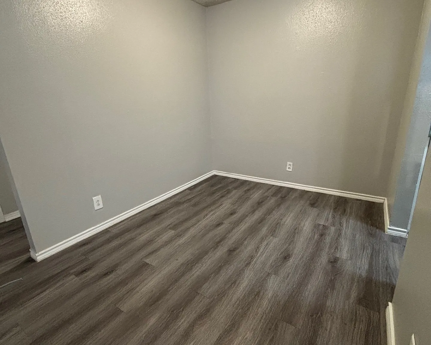 Edinburg Place Apartments - 0109 — Photo 2