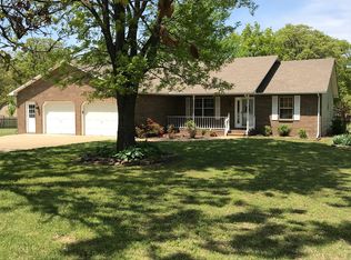 3711 Silver Creek Dr, Joplin, MO 64804