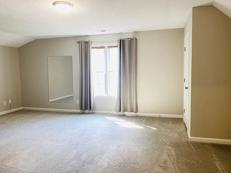 1705 Waterclose Ct — Photo 27