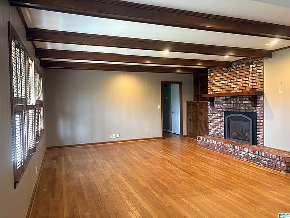 5th image of 320 Wildwood Rd