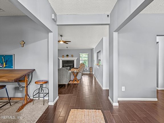 4th image of 2919 SANS PAREIL Street