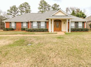 1011 Cobblestone Pl, Brandon, MS 39042