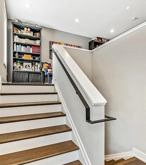 305 Green St — Photo 14