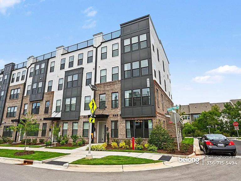 600 Hedrick Ridge Rd #114 — Photo 2