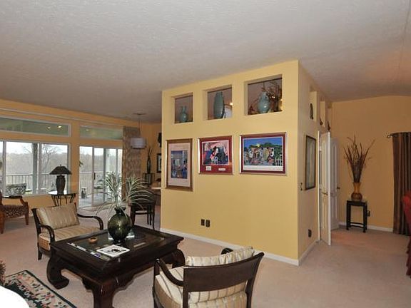 5th image of 1474 Taramore Dr #9-304