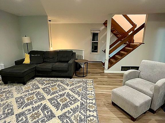 4th image of 2659 Hunters Point Dr