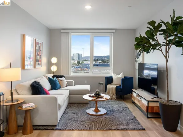 260 Brooklyn Basin Way #536, Oakland, CA 94606