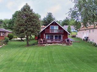 869 Breckenboro Rd, Davis, IL 61019