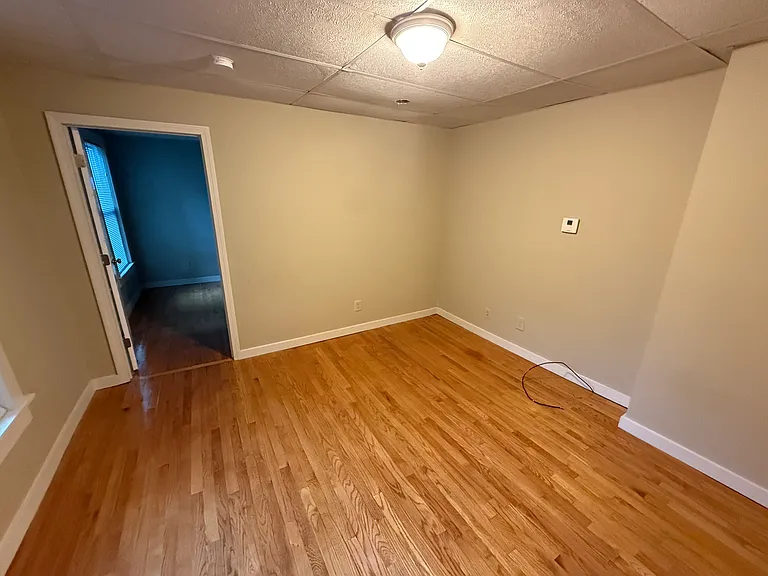 271 Spring St #7 — Photo 8