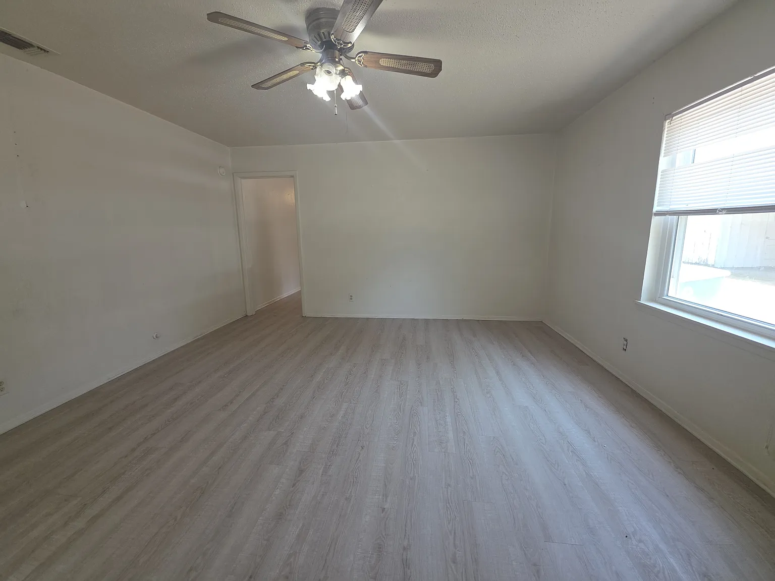 1435 S Rusk St, Sherman, TX 75090 - 1 — Photo 4