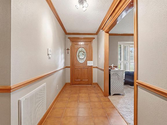 4th image of 21511 Briar Oak Dr