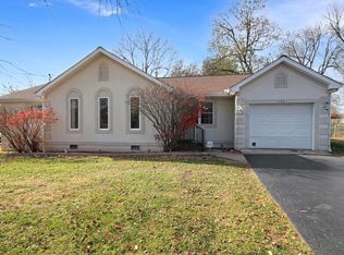 1102 S 16th St, Murray, KY 42071