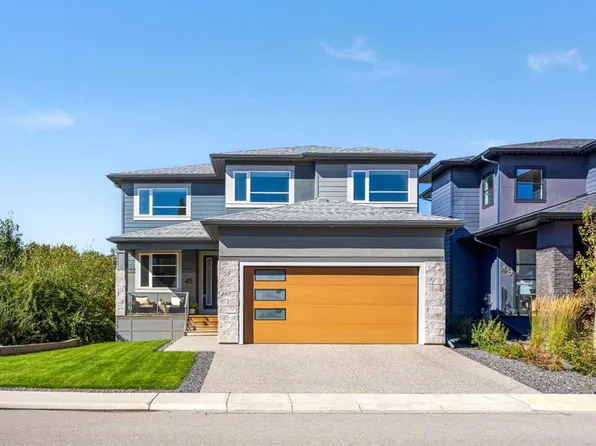 45 E Rockford Rd NW, Calgary, AB T3G 0E1