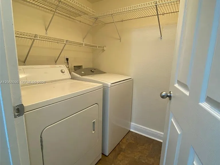 2520 Centergate Dr #303 — Photo 11