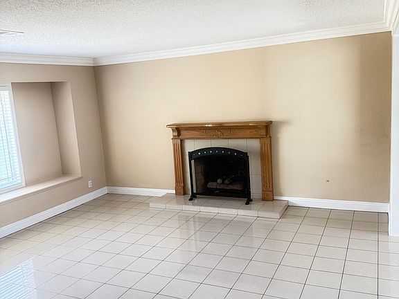3rd image of 5043 Evergreen Ave