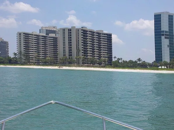 4001 Gulf Shore Blvd N APT 906, Naples, FL 34103