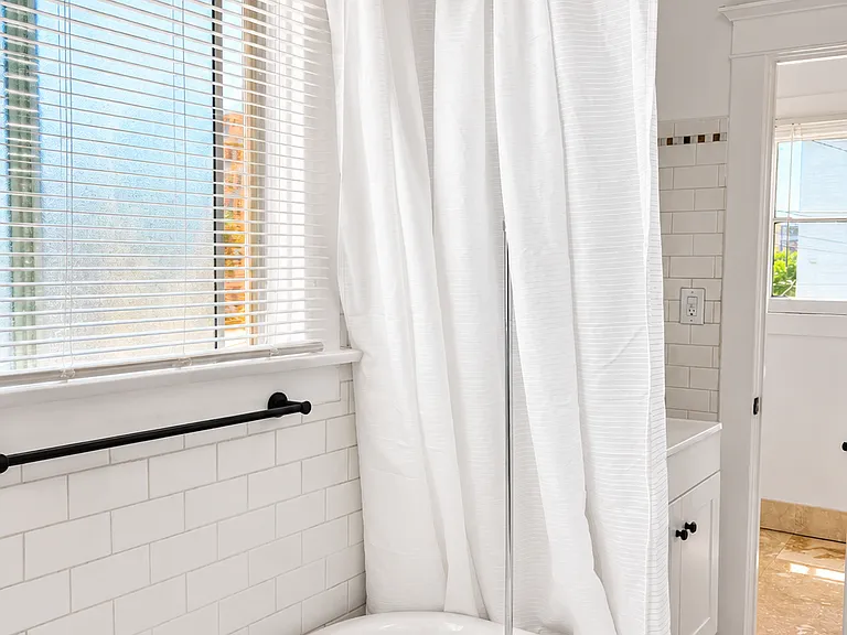 1728 Wilcox Ave #1732-1/2 — Photo 8