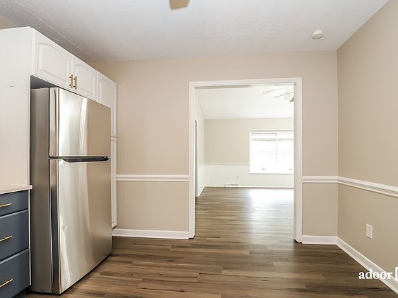 3rd image of 1805 Rivertrace Point