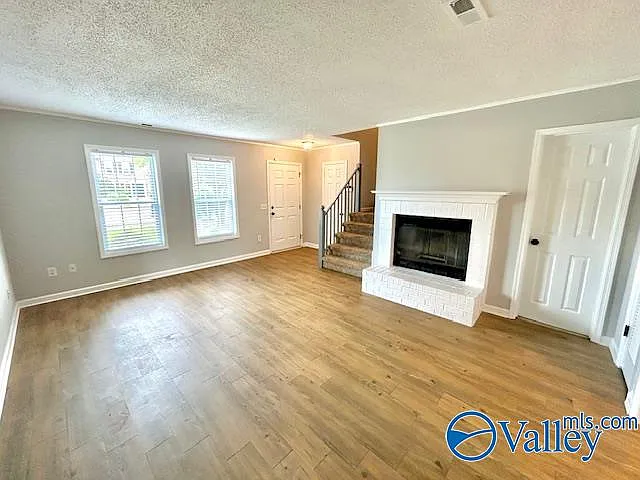119 Crescent Cir #119 — Photo 7