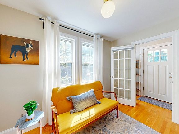 5th image of 40 Porter St #1