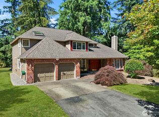 26008 SE 30th St, Sammamish, WA