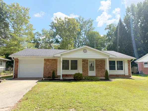 605 S Emerald Ln, Carbondale, IL 62901