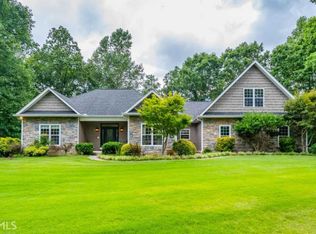 301 Whispering Waters Trl, Demorest, GA 30535