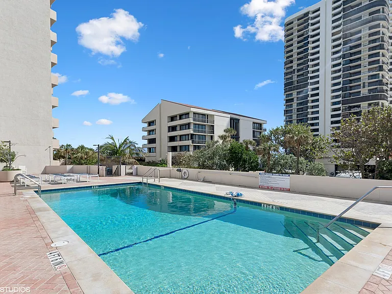 4200 N Ocean Dr #1-902 — Photo 23