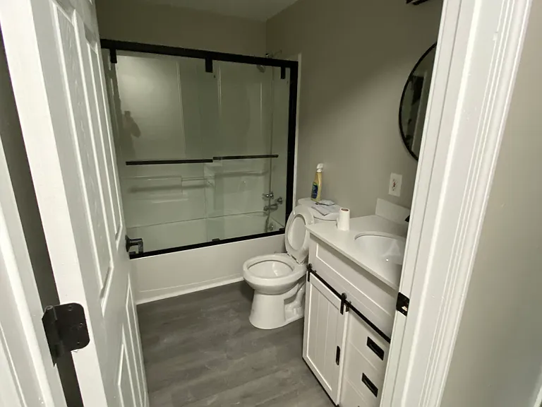 837 Lovingston Dr — Photo 3